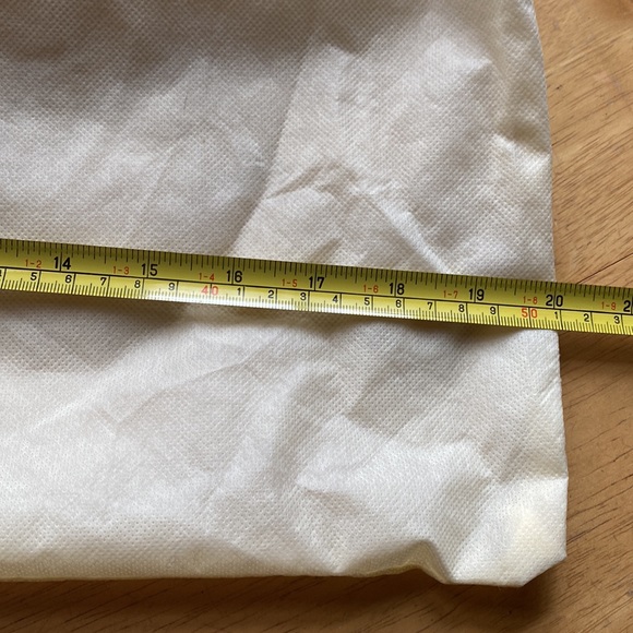 The Danbury Mint dust bag for Purse Bag like new 20x16” - Picture 3 of 4